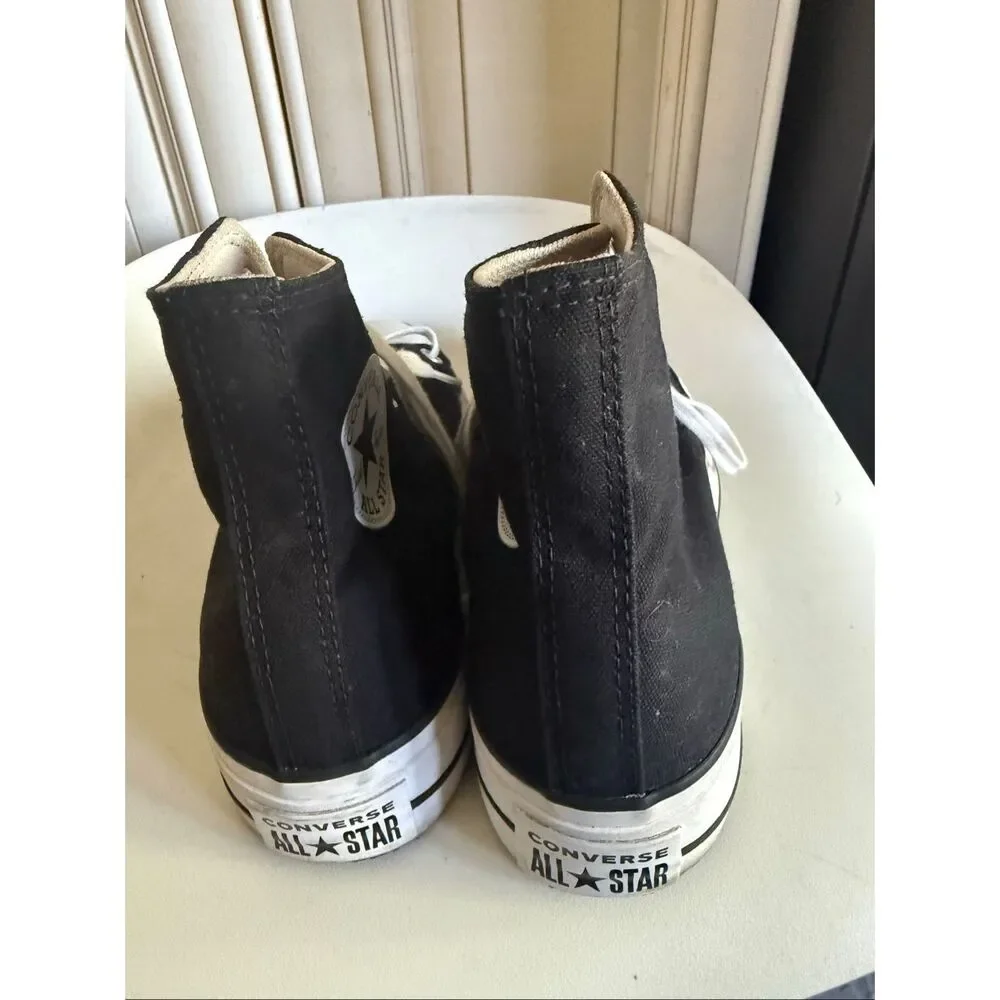 Converse women chuck